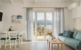 Apollonides Seafront Villa 2 Melete